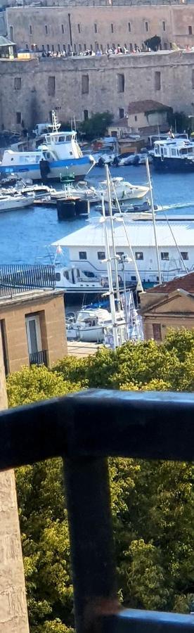 Marseille Cote Mer Au Vieux-Port "Le K"Appartement Haut De Gamme Avec Wc Japonais, Garage Privatif En Option Kültér fotó